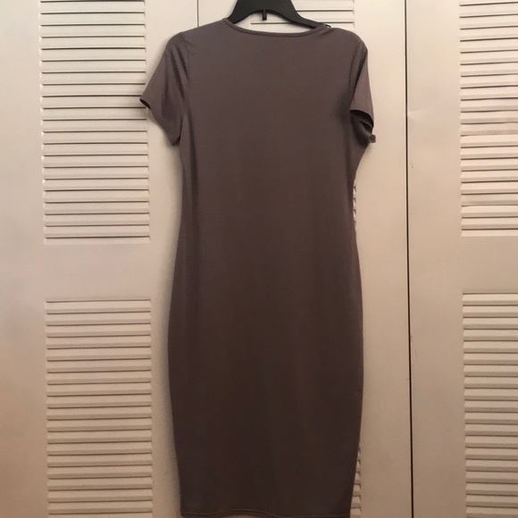 Dress - Picture 4 of 4